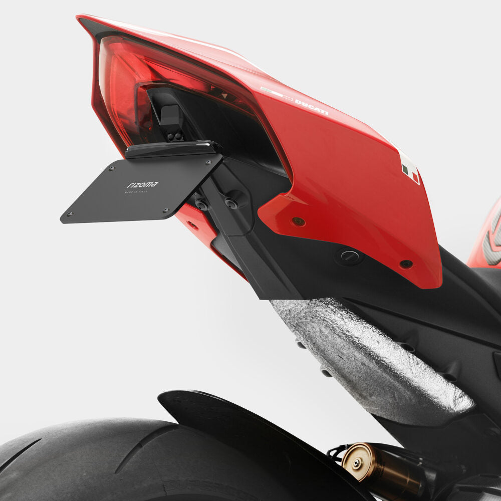 Rizoma FLAT OUT Fender Eliminator w/ Integrated Turn Signals For the Ducati Panigale V4 / V2 and Streetfighter V2 (18-24)