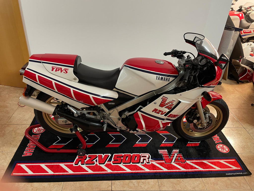 Custom Design MPM Motorcycle Mat – Special Design for You and Your Motorcycle!